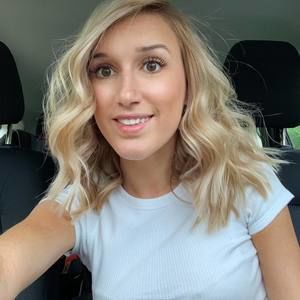 Meet your Posher, Oliwia